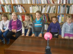 "Есть такой волшебный дом"