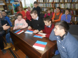 ​&laquo;Возьмёмся за руки друзья&raquo;